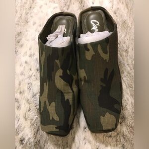 Cape Robbin Camouflage Heels